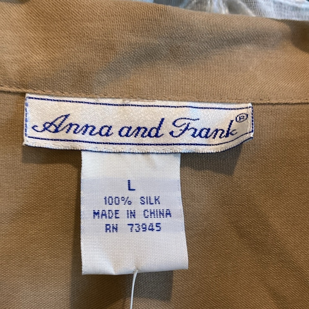 NWT Anna and Frank Silk Button Down Top - Picture 2 of 9